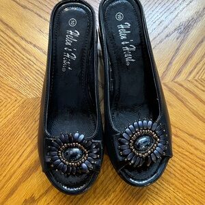 New Black Helen Heart size 10 shoes